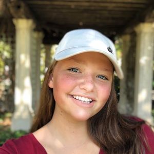 Meet your Posher, Alexis